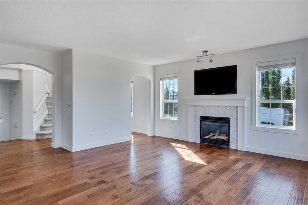 201 Crystalridge Rise