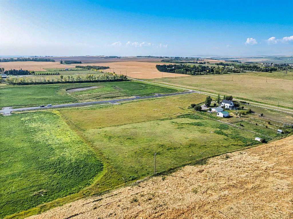 386208 32 Street E Unit: Lot 14