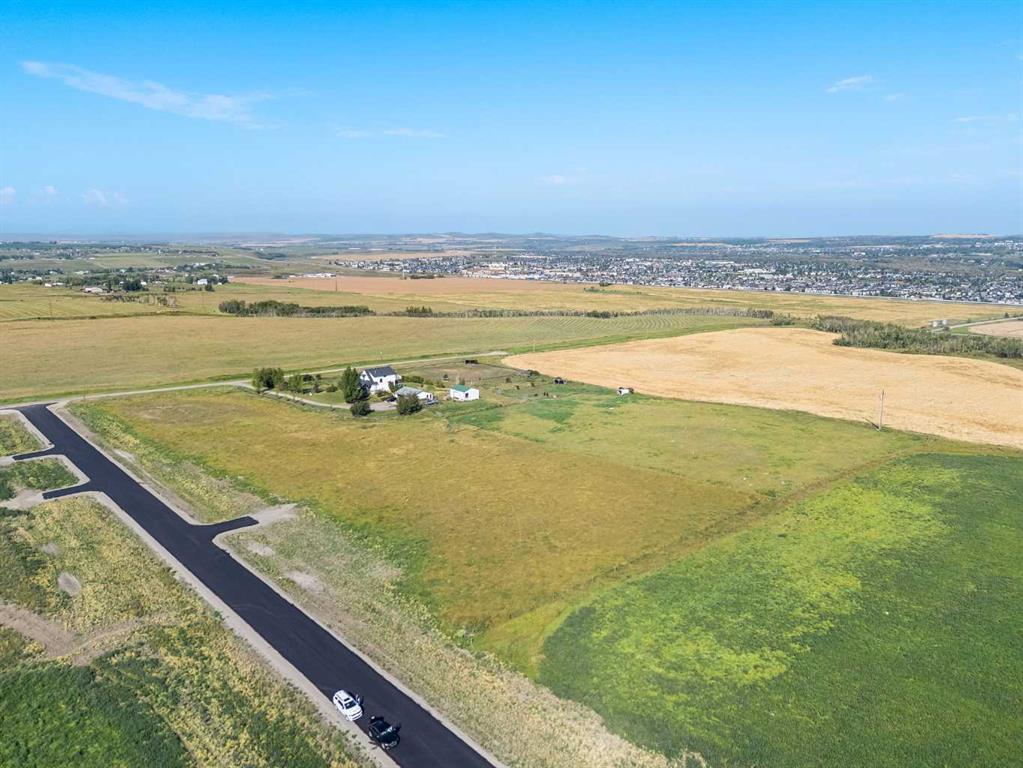 386208 32 Street E Unit: Lot 14
