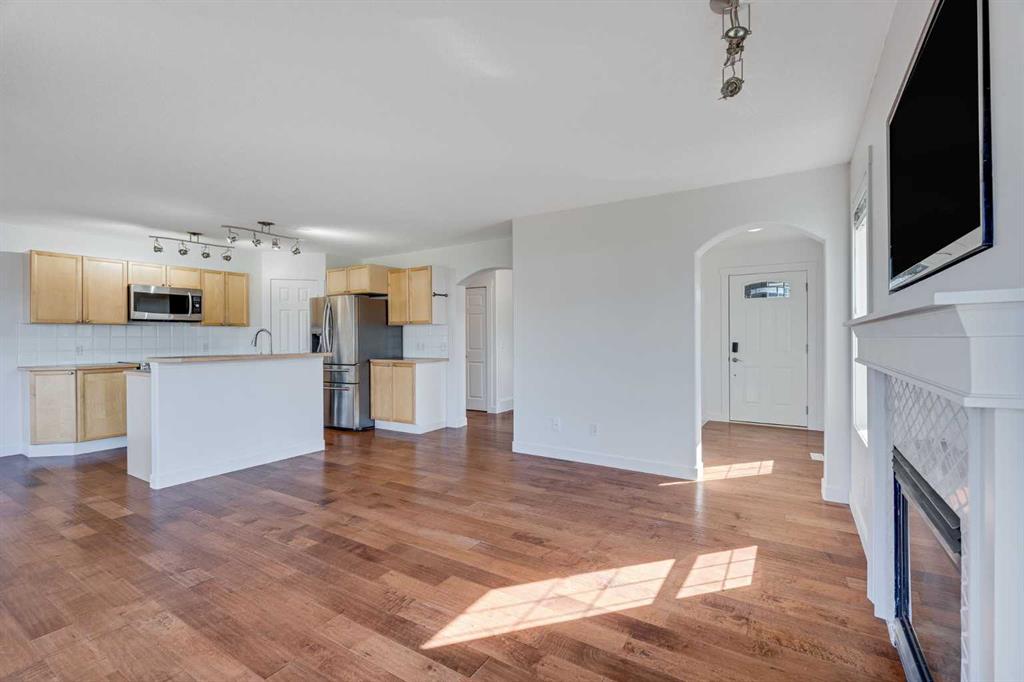 201 Crystalridge Rise