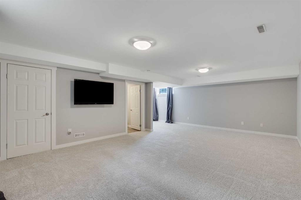 201 Crystalridge Rise