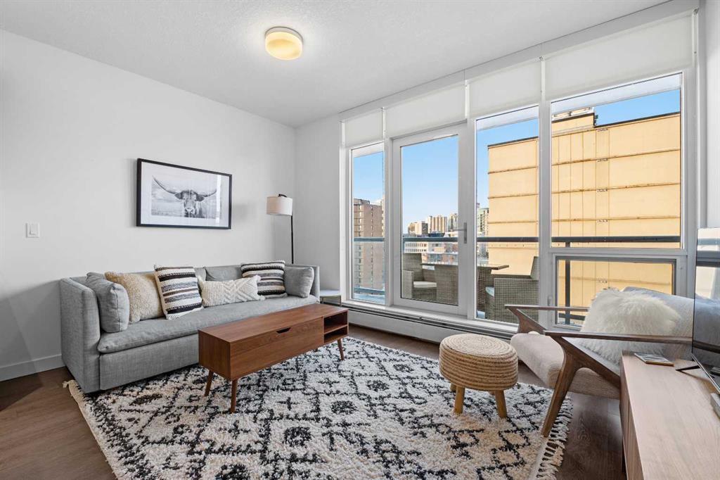 1501 6 Street SW Unit: 906