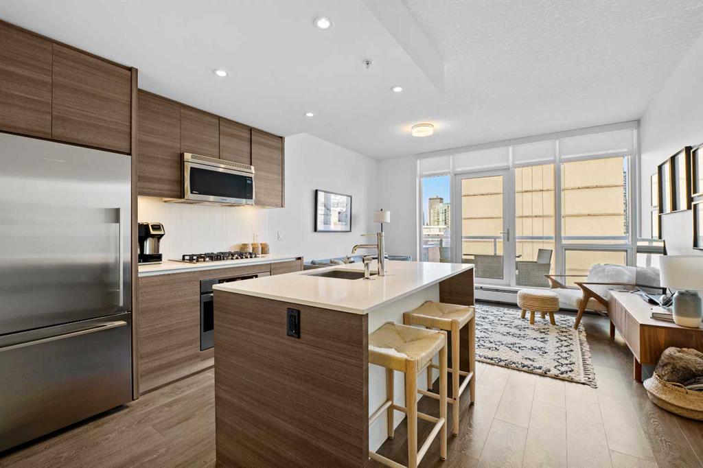 1501 6 Street SW Unit: 906