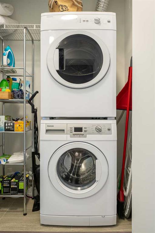 1501 6 Street SW Unit: 906