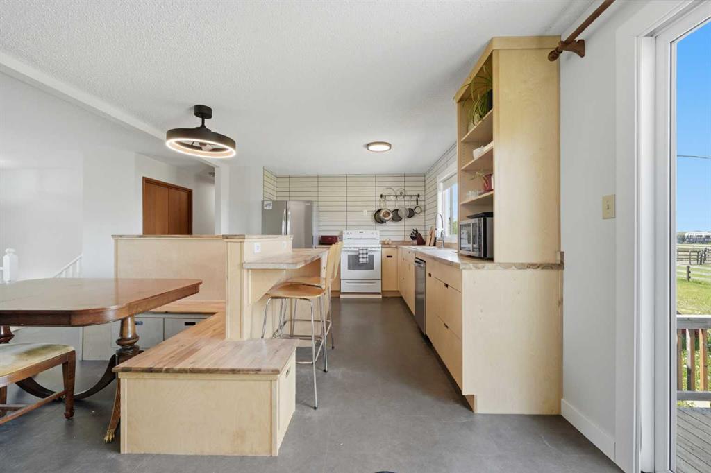 283082 Township Road 254