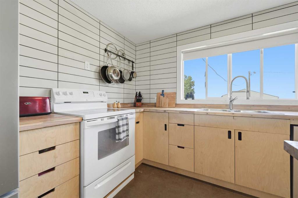 283082 Township Road 254