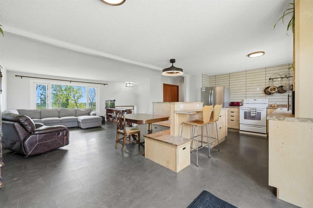 283082 Township Road 254