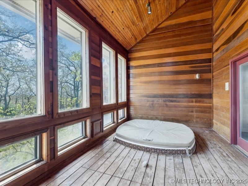 2913 N Wild Mountain Road