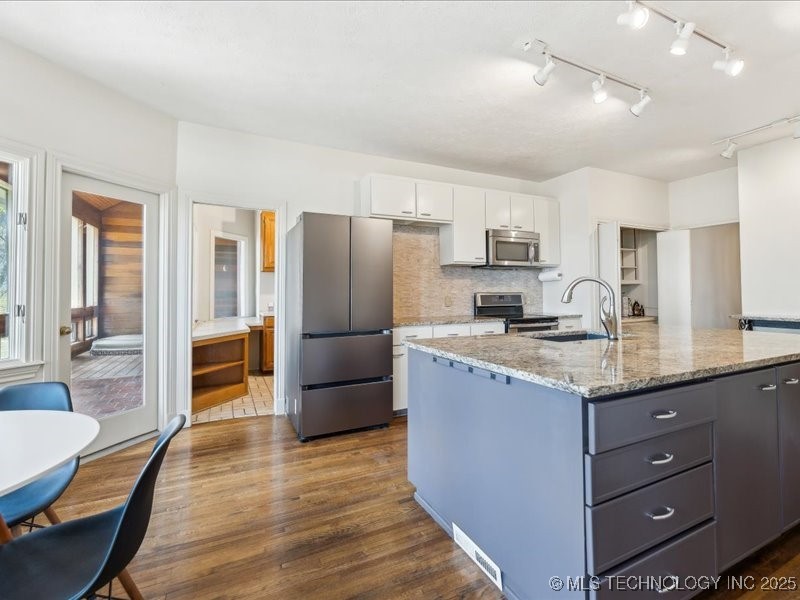 2913 N Wild Mountain Road