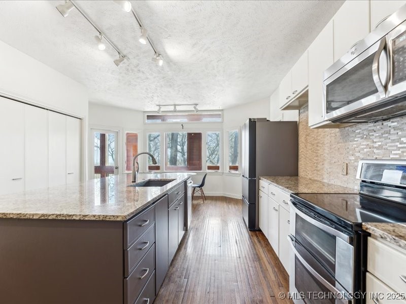 2913 N Wild Mountain Road