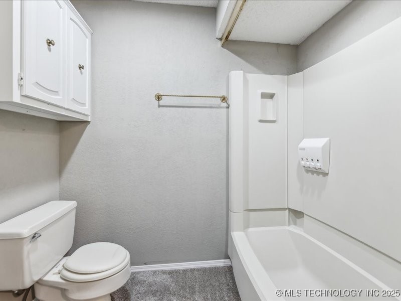 2832 E 84th Street 16