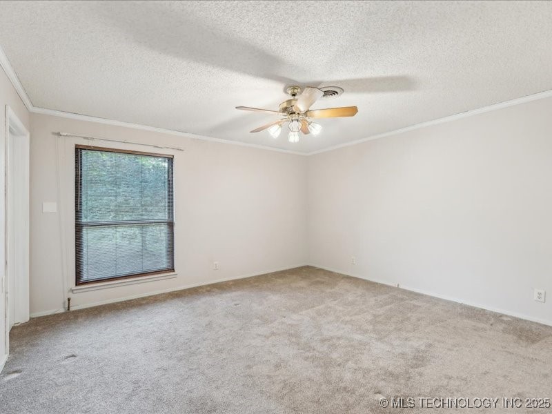 2832 E 84th Street 16