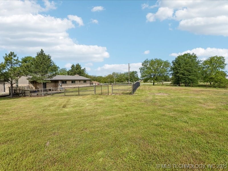 16111 S Highway 88 Highway