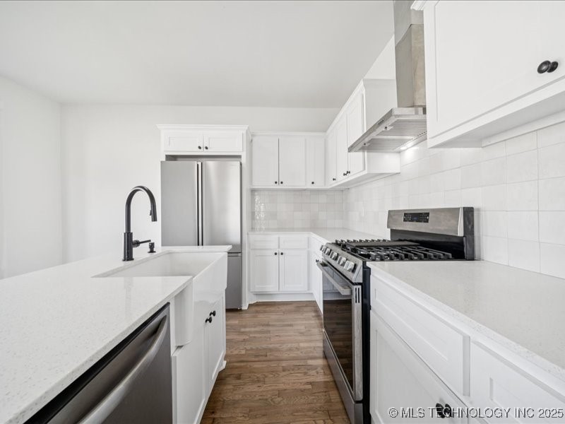 402 E Patti Page Boulevard