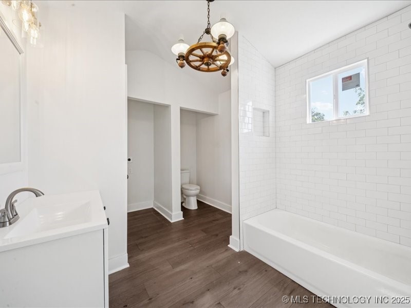 402 E Patti Page Boulevard