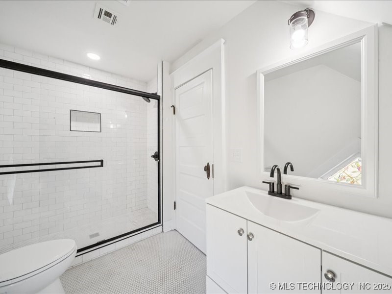 402 E Patti Page Boulevard