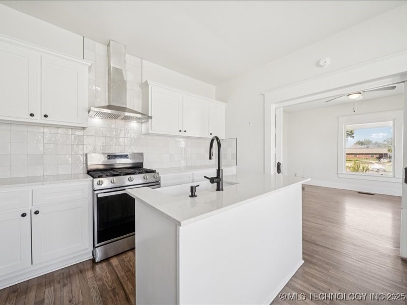 402 E Patti Page Boulevard