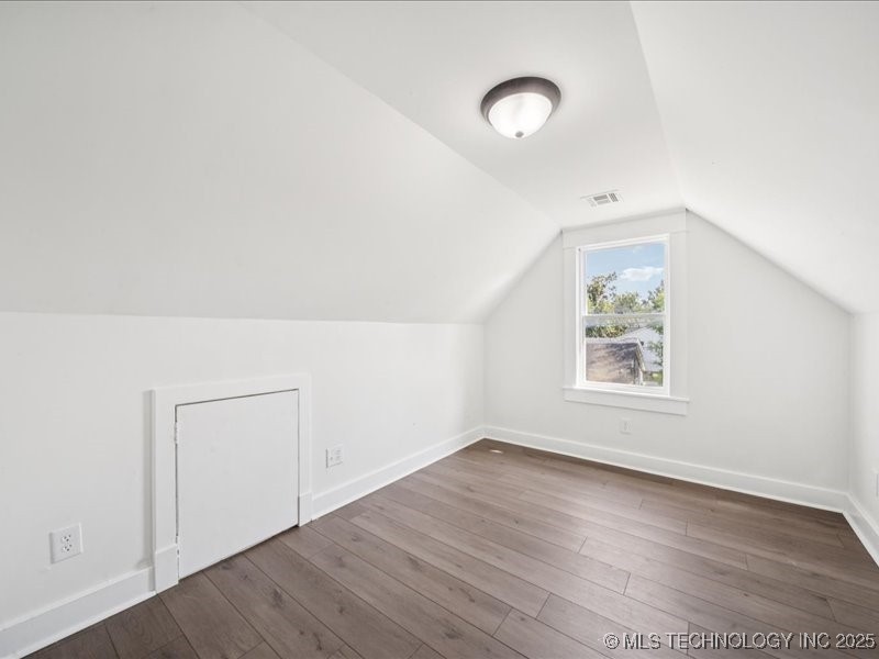 402 E Patti Page Boulevard