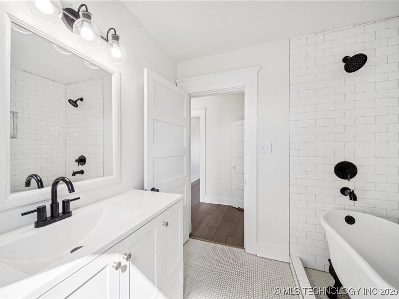 402 E Patti Page Boulevard