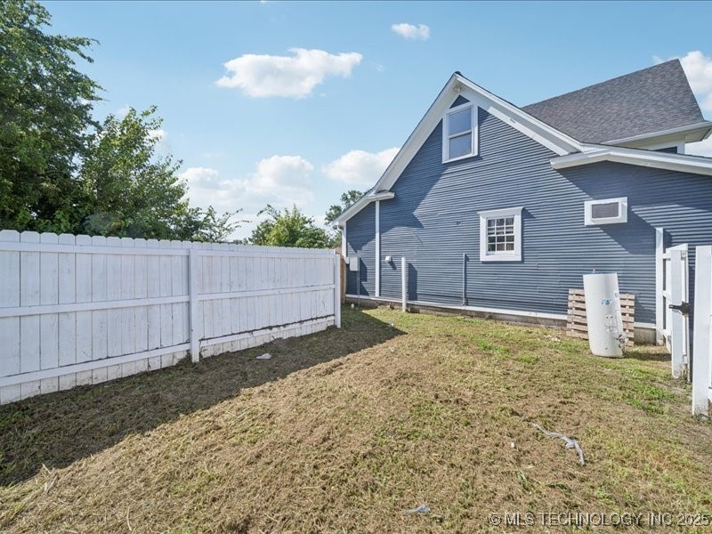 402 E Patti Page Boulevard