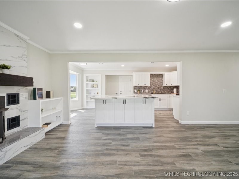 17065 Honeysuckle Lane