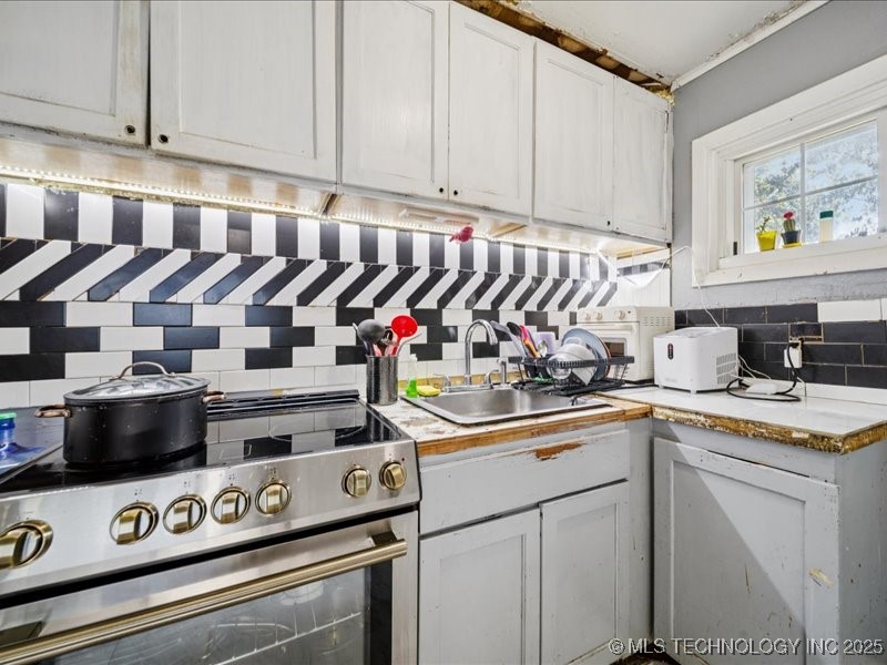 2638 N Maplewood Avenue