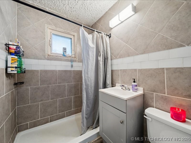 2638 N Maplewood Avenue