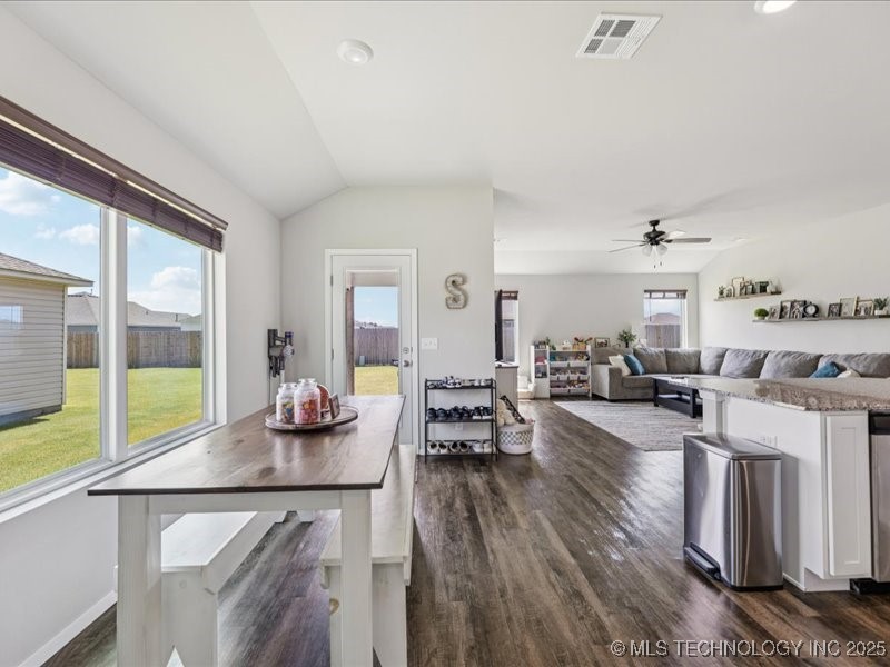 7502 E 144th Place N