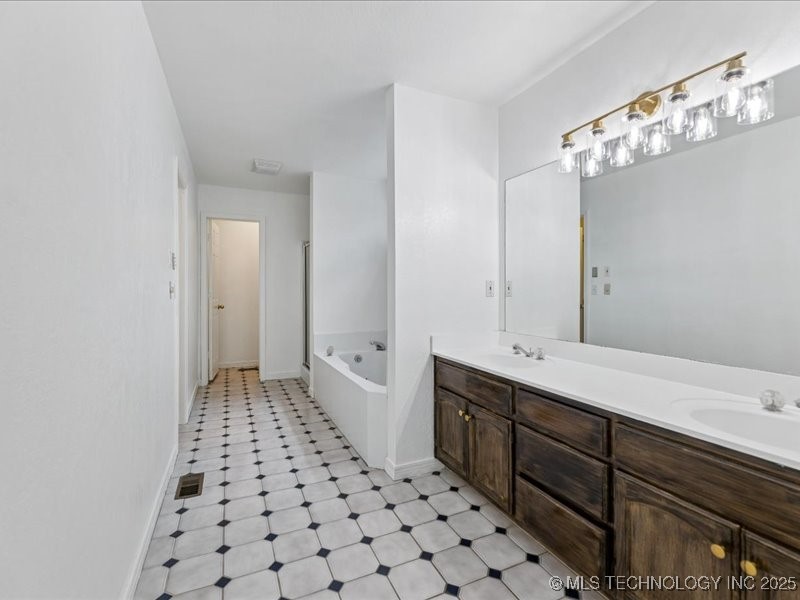 9228 S Hudson Avenue