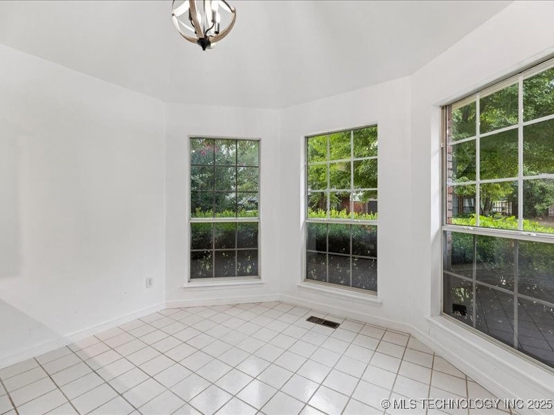 9228 S Hudson Avenue