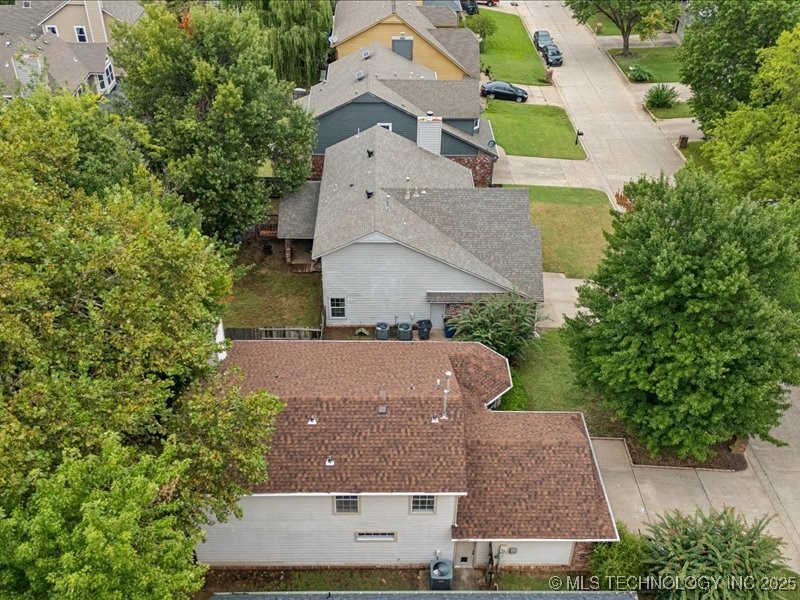 9228 S Hudson Avenue