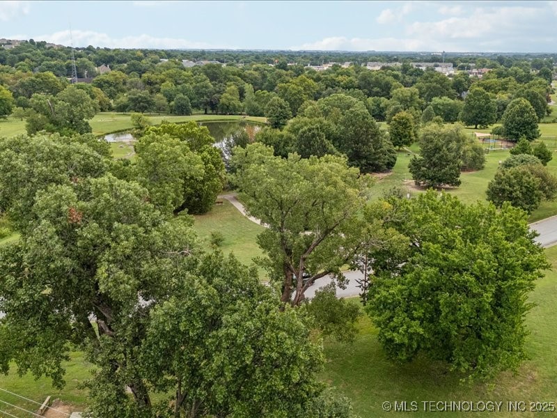 9228 S Hudson Avenue