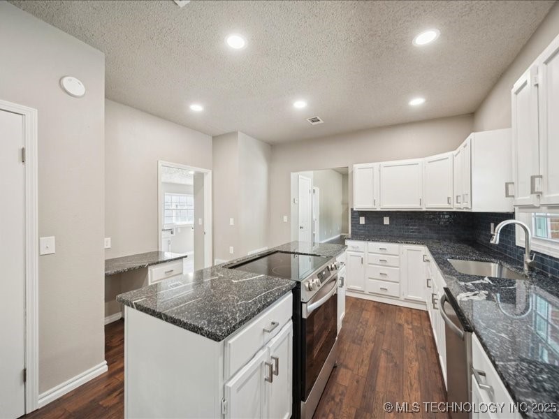 1001 W Maple Street