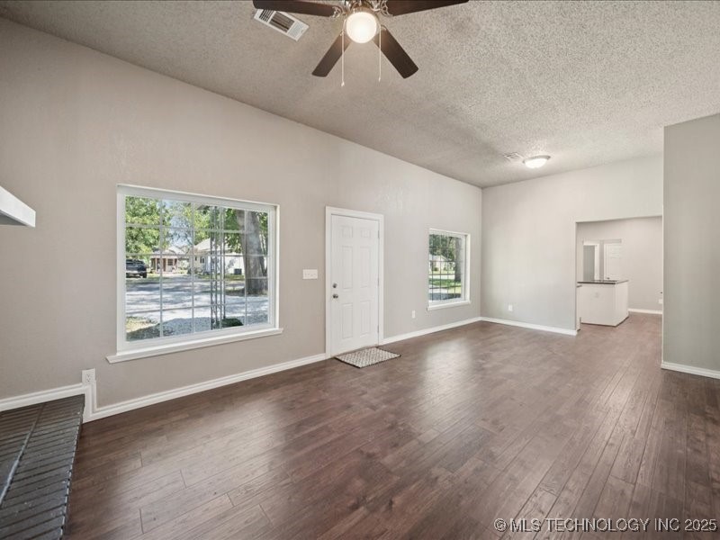 1001 W Maple Street