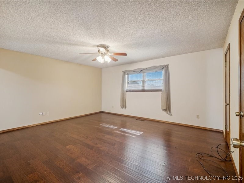 8221 N 166th East Avenue