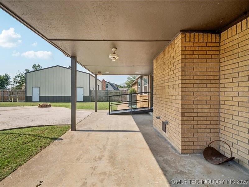 8221 N 166th East Avenue