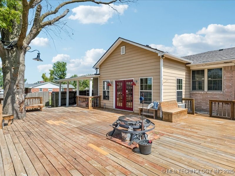 751 Christmas Lane