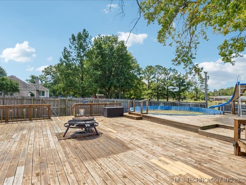 751 Christmas Lane