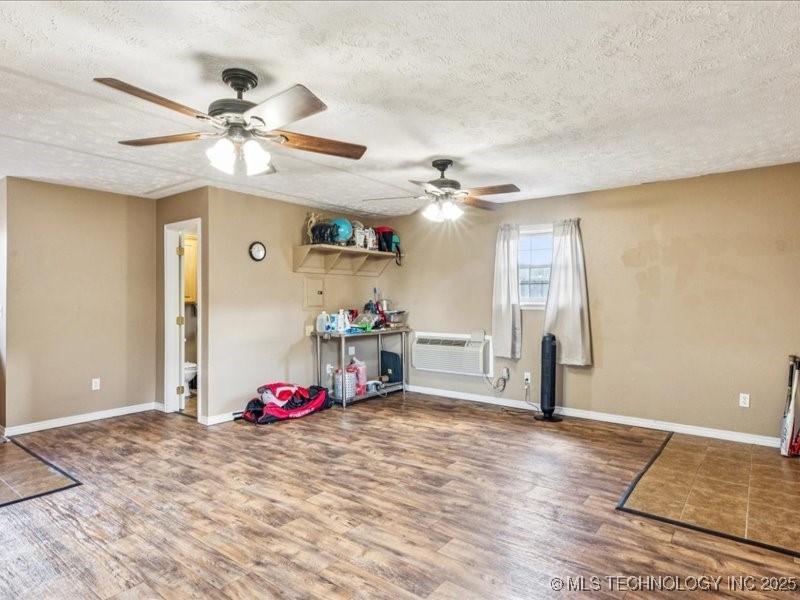 751 Christmas Lane