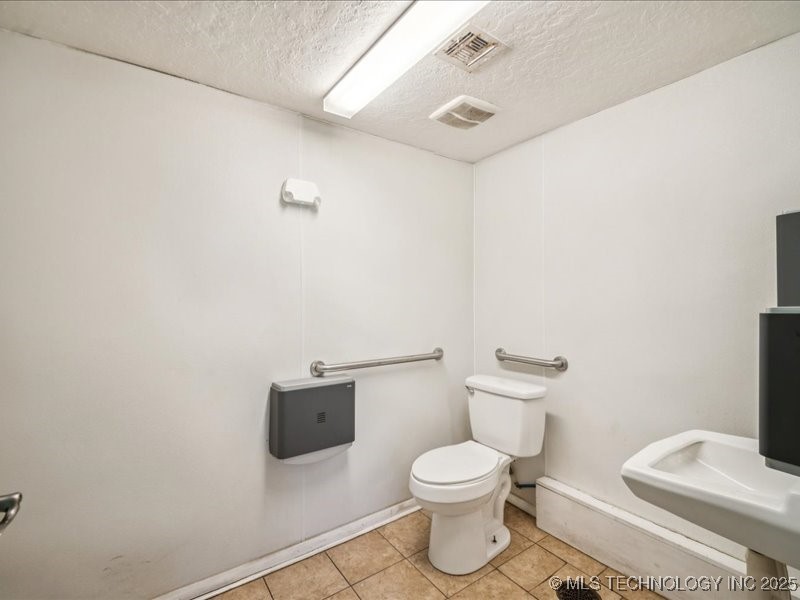 12015 S Poplar Street