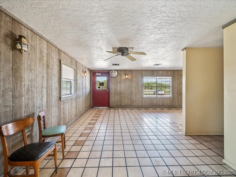 12015 S Poplar Street