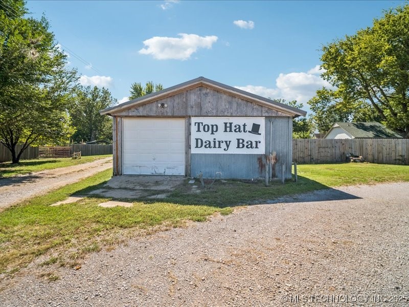 12015 S Poplar Street