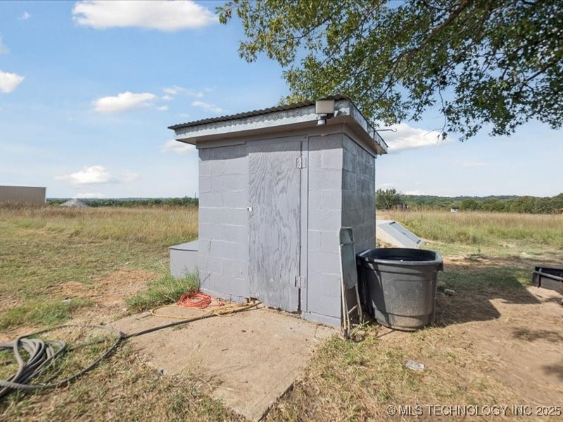 10930 S Highway 99 Highway