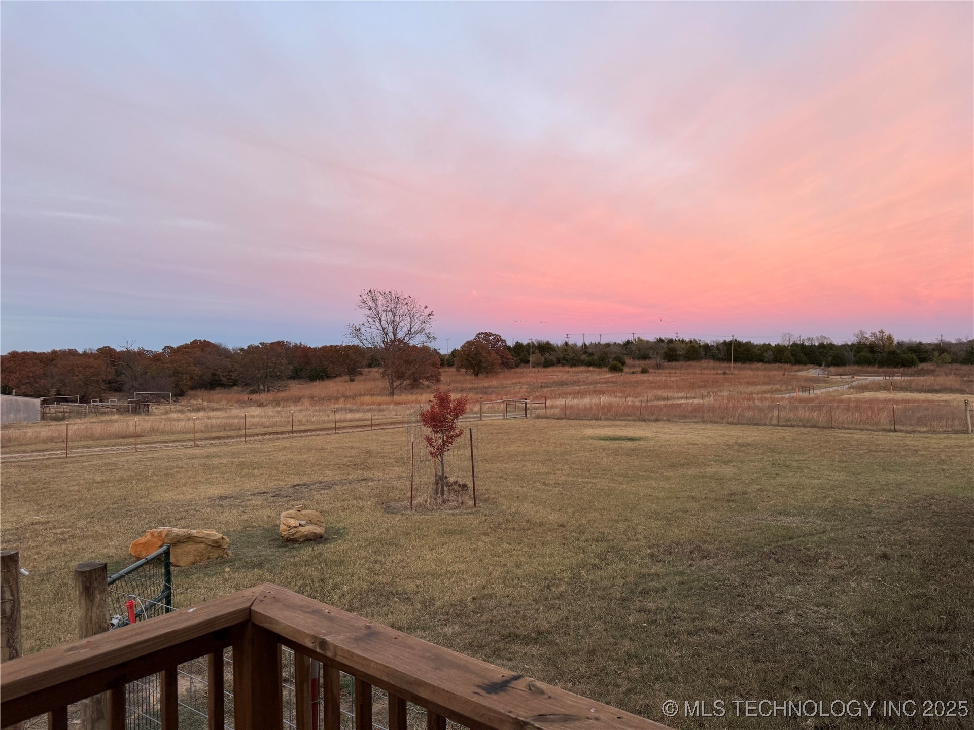 10930 S Highway 99 Highway