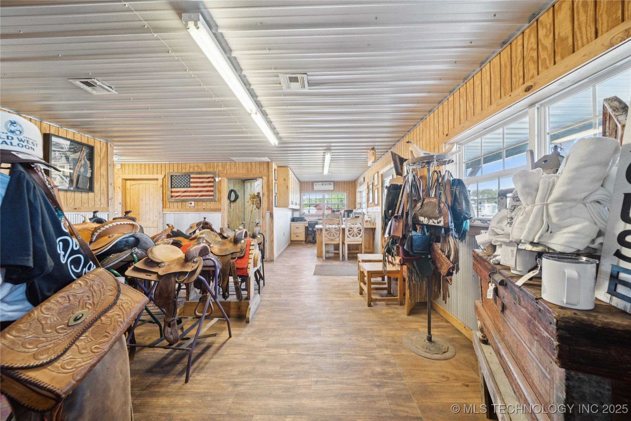 75649 S Highway 69 Highway