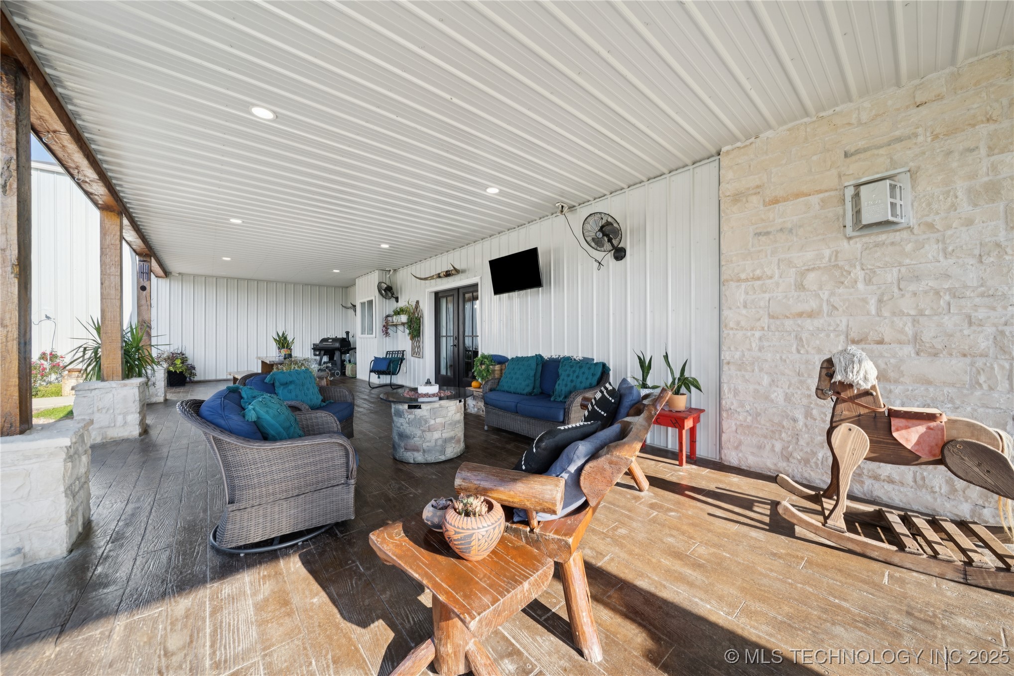 75649 S Highway 69 Highway 1