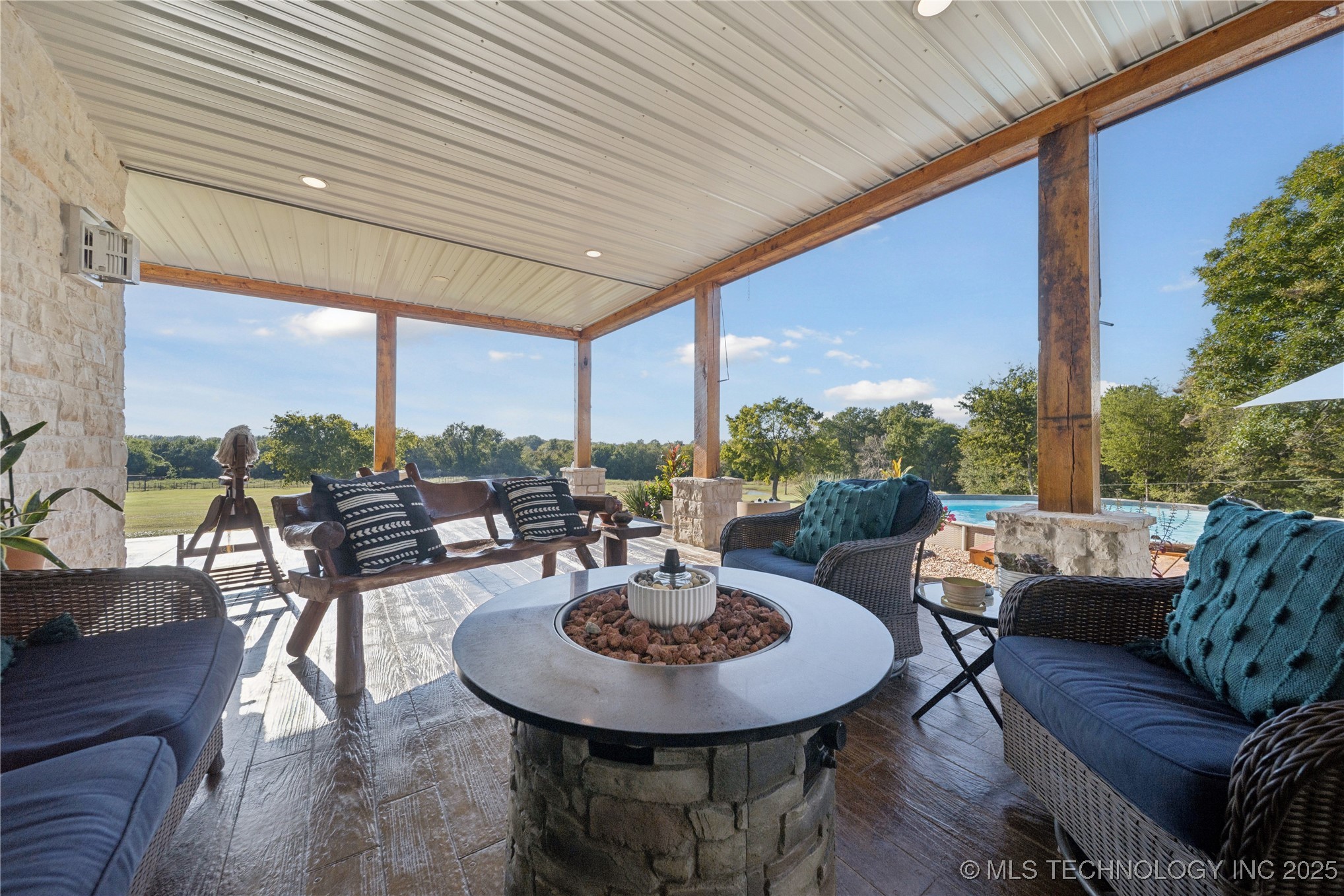 75649 S Highway 69 Highway 1