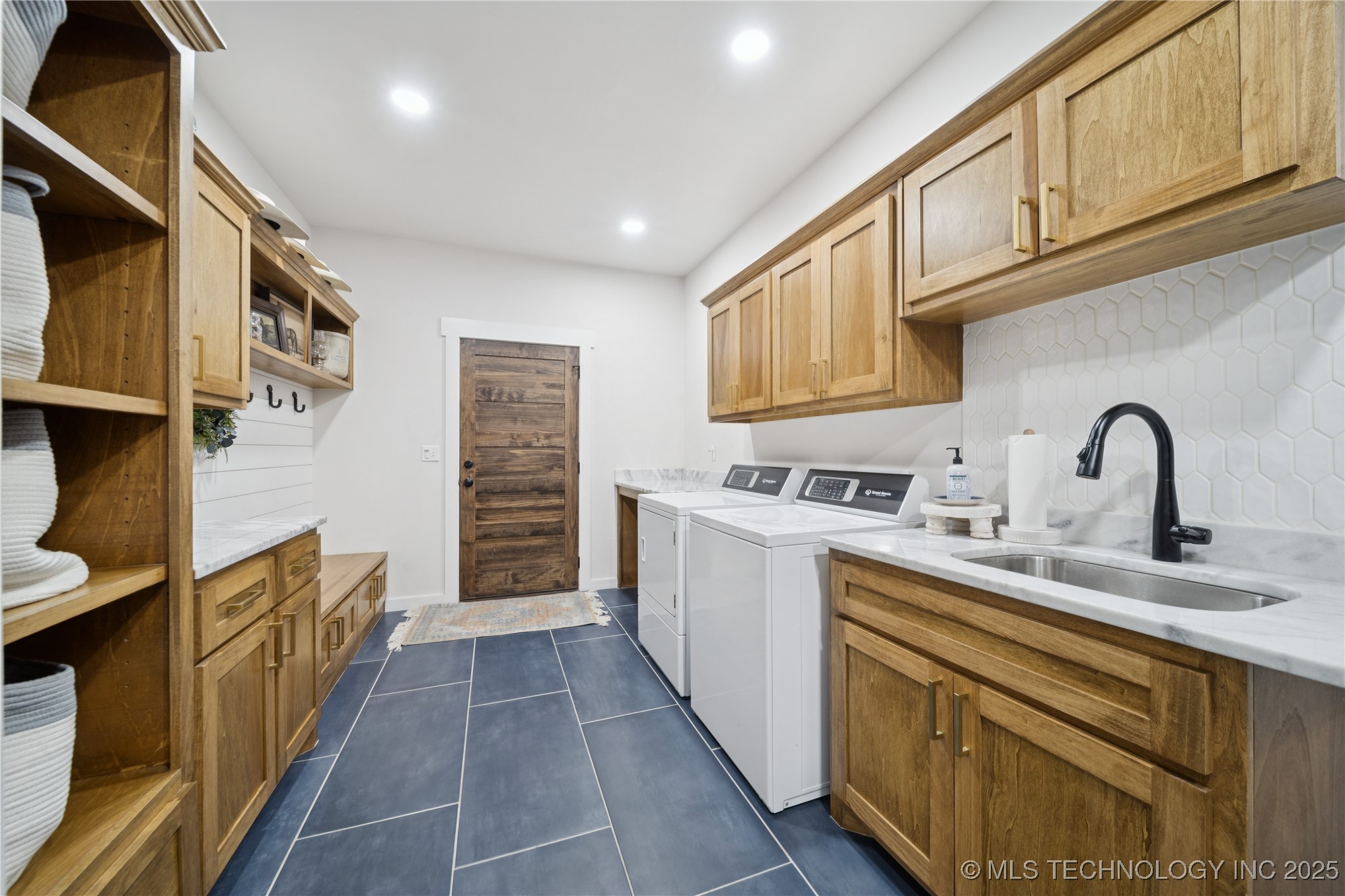 75649 S Highway 69 Highway 1