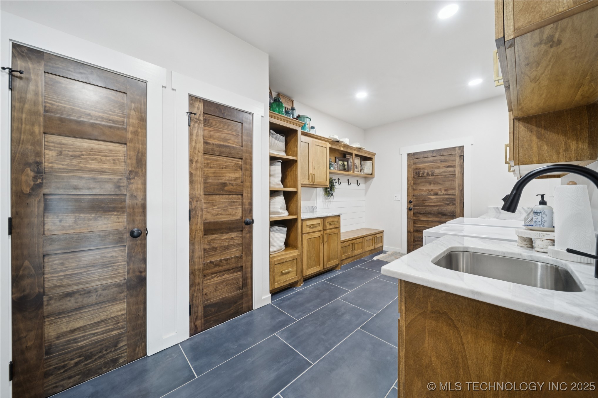 75649 S Highway 69 Highway 1