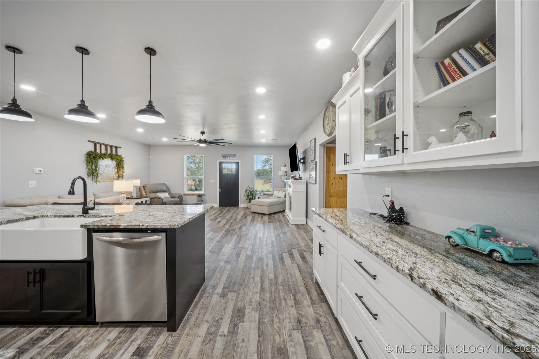 10520 E 450 Road
